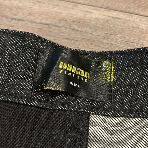 FINESSE wide leg/straight jeans - Picture 6 of 9